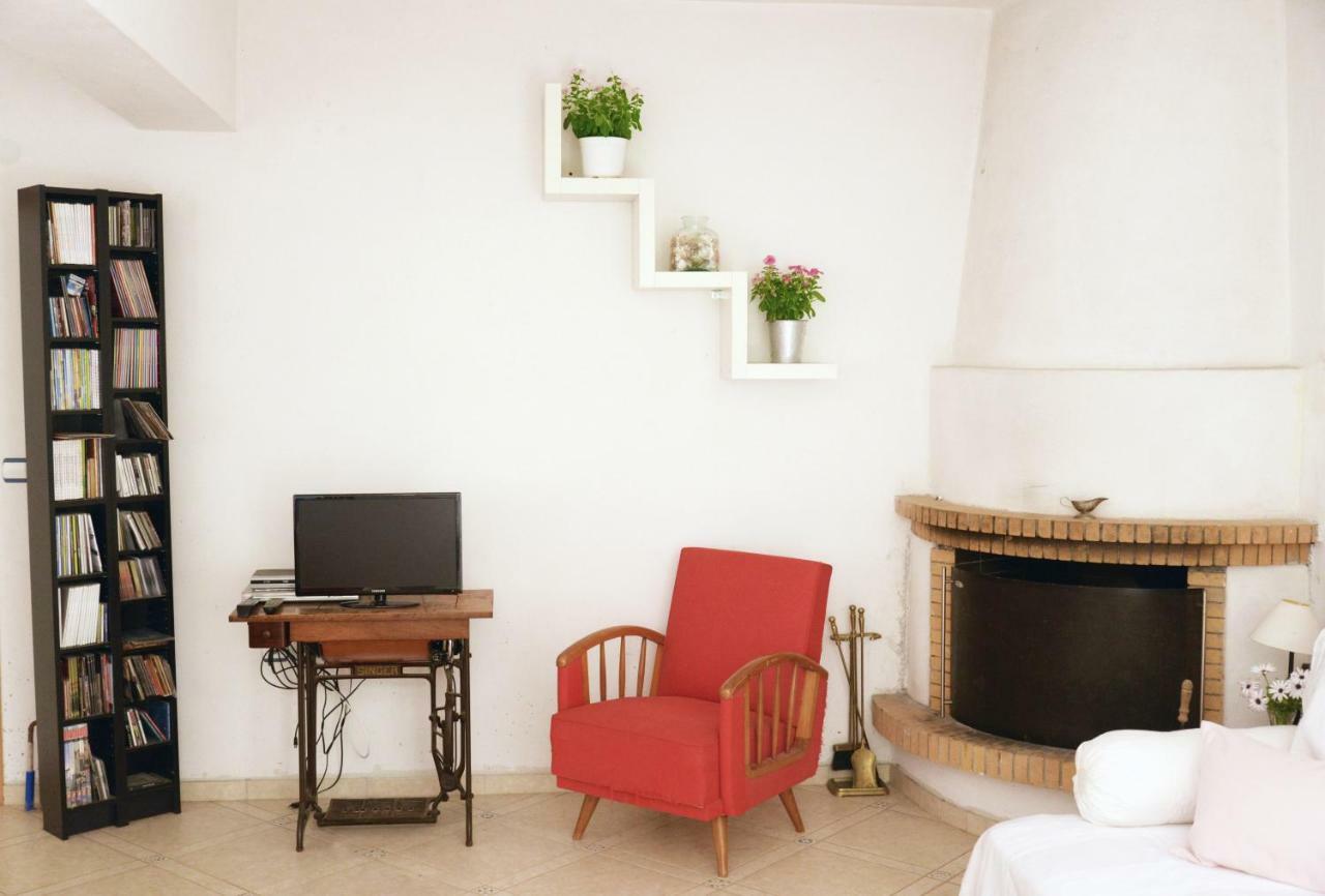 Blueline Guesthouse Agios Dimitrios  Exterior foto